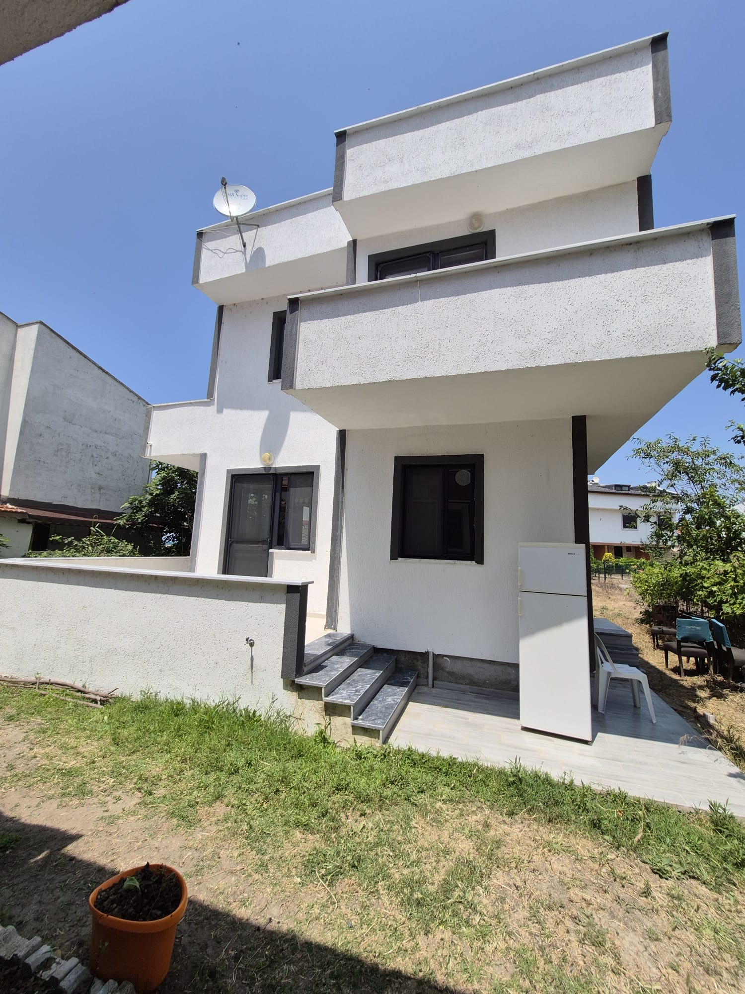 ALTINKUM SAHİLDE SATILIK 4+1 TRİPLEX YAZLIK